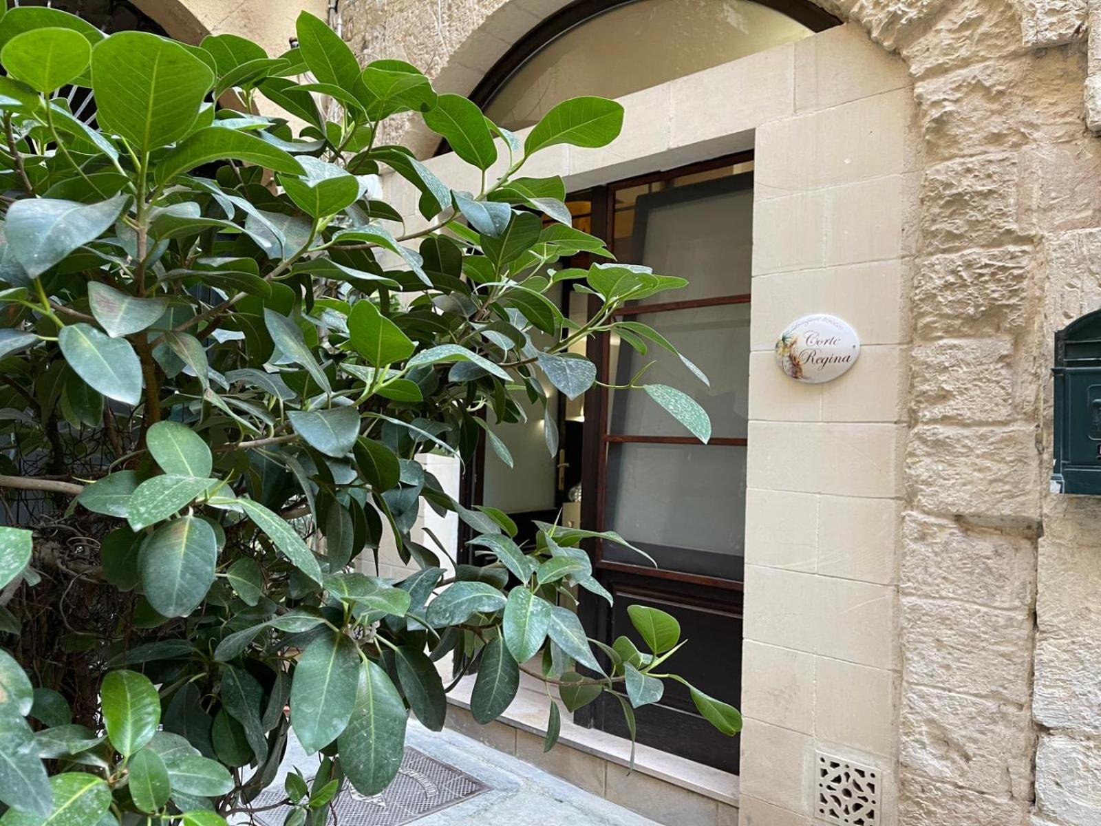 Goodstay Corte Regina Suite Lecce Exterior foto